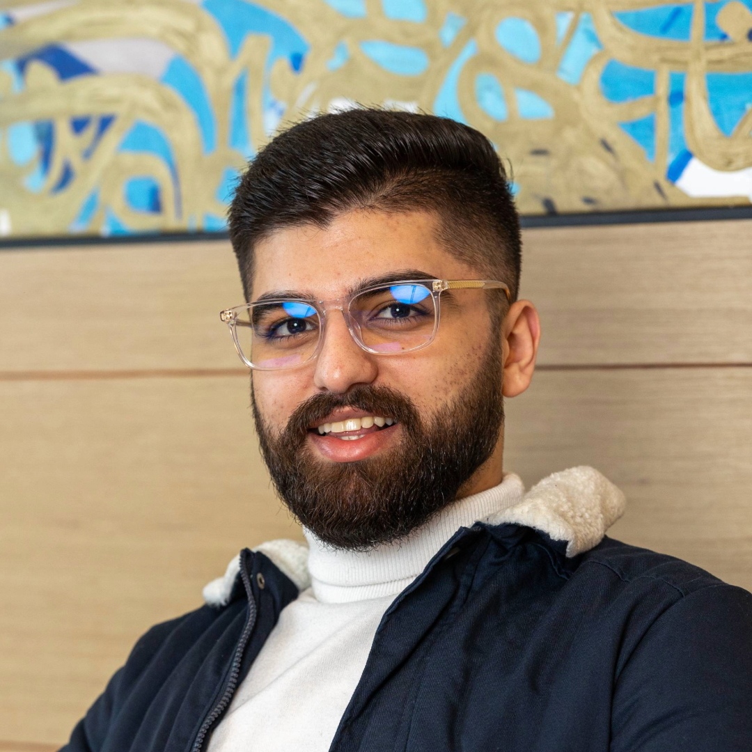 Discover HIMAYA’s Smart Photochromic Lenses